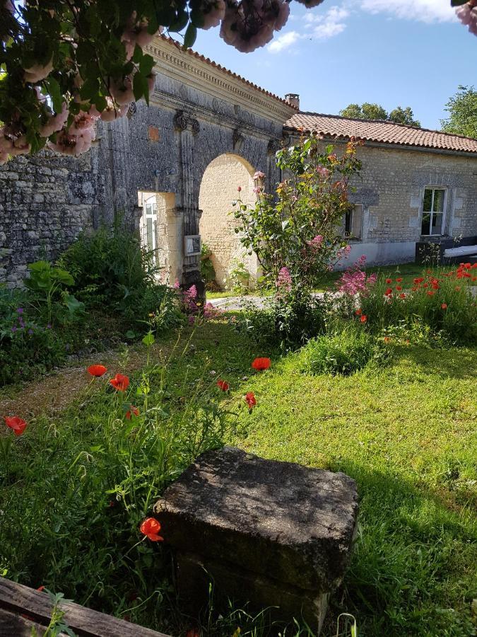 Domaine De Chantemerle B'Nb Marsac (Charente) Exterior foto